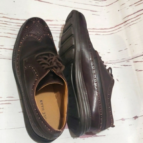 Cole Haan 9.5 Grand os wingtip lace up mens shoes brown
